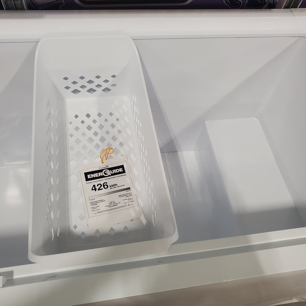 Pictures of Frigidaire 25 Cu. Ft. Garage Ready Chest Freezer with LED Light and Adjustable Temperature Control FFCL2542AW - Scratch & Dent (Minor) - Neu Appliance Outlet - Discount Appliance Outlet in Austin, Tx