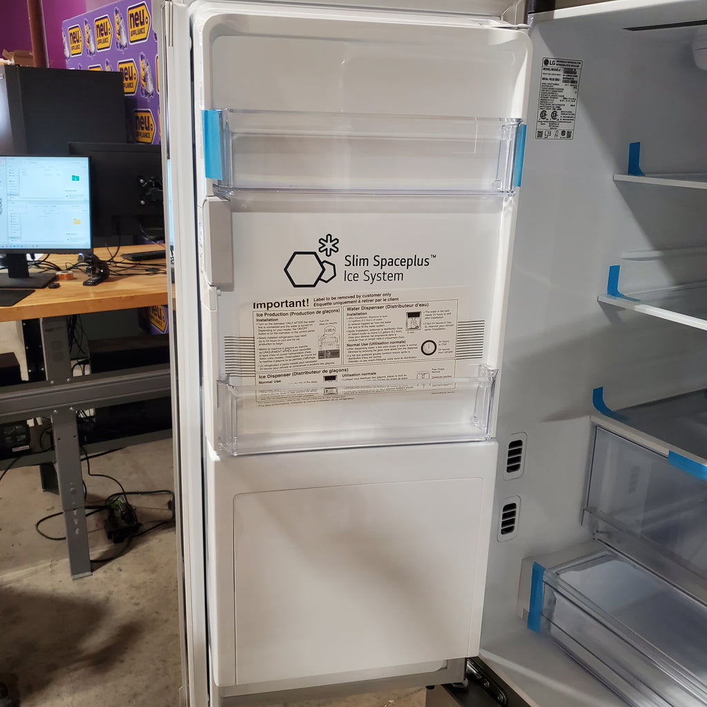 Pictures of LG Counter-Depth MAX™ with Zero Clearance™ 3-Door French Door Refrigerator with Thin Door Design 3SD685 - LF24Z6530S - Scratch & Dent (Minor) - Neu Appliance Outlet - Discount Appliance Outlet in Austin, Tx