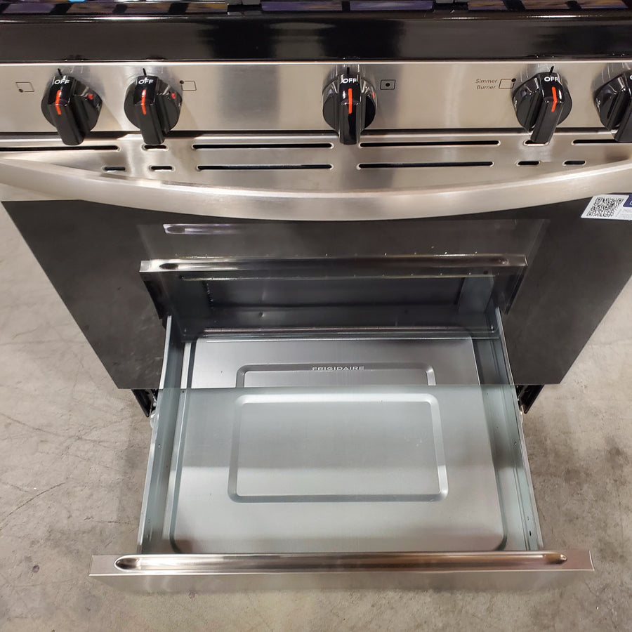 Frigidaire 5 Burner Gas Range with Even Baking Technology in Stainless Steel 20SD062 - FCRG3052BS - Scratch & Dent (Minor)