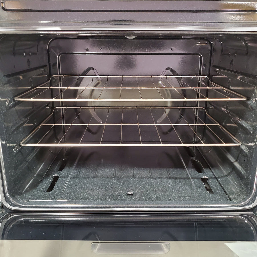 Whirlpool 5.1 Cu. Ft. Freestanding Gas Range with Broiler Drawer and Two Speed Heat Burners in Stainless Steel 22131SD72 - WFG320M0MS - Scratch & Dent (Minor)
