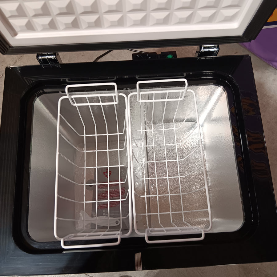 Electactic 1.8 Cubic Feet Chest Freezer with 2 Removable Baskets BD-50 - New in Box