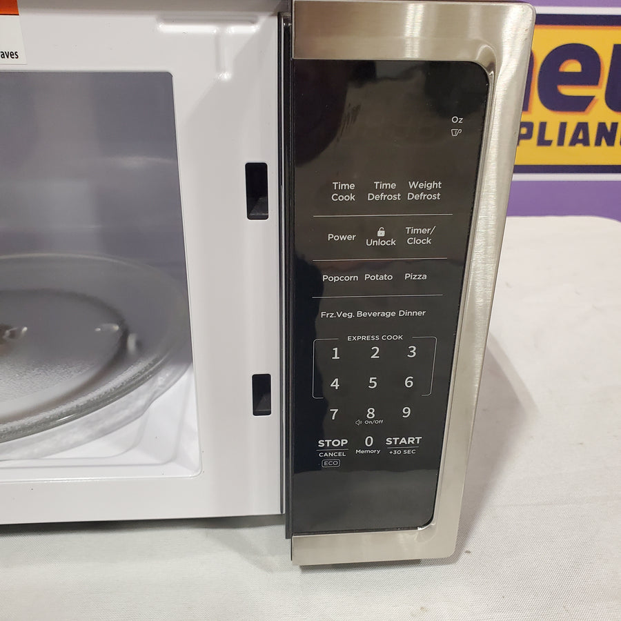 Vissani 0.9 cu. ft. 900-Watt Countertop Microwave in Stainless Steel EM0P02A2KJCL - Scratch & Dent (Minor)