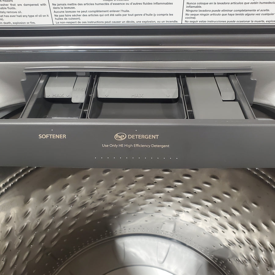 Maytag 5.3 cu. ft. Top Load Washer in Classic Silver with Impeller, Extra Power Option and Smart Appliance 22133SD180 - MTW6200RR - Scratch & Dent (Minor)