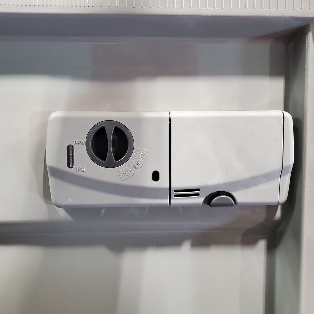 Pictures of Frigidaire Front Control Built In Dishwasher with 5-Level Wash System in Stainless Steel FDPC4221AS - Scratch & Dent (Minor) - Neu Appliance Outlet - Discount Appliance Outlet in Austin, Tx