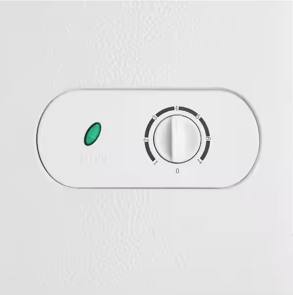 Vissani 7.0 cu. ft. Manual Defrost Chest Freezer with LED Light in White, Garage Ready S178 - HMCF7W5 - Scratch & Dent (Minor)