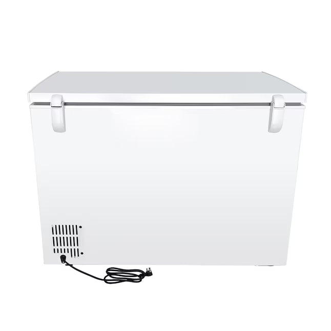 Frigidaire 43.94 in. 10 cu. ft. Manual Defrost Chest Freezer in White Garage Ready 26CR007 - EFRF1005 - Scratch & Dent (Minor)