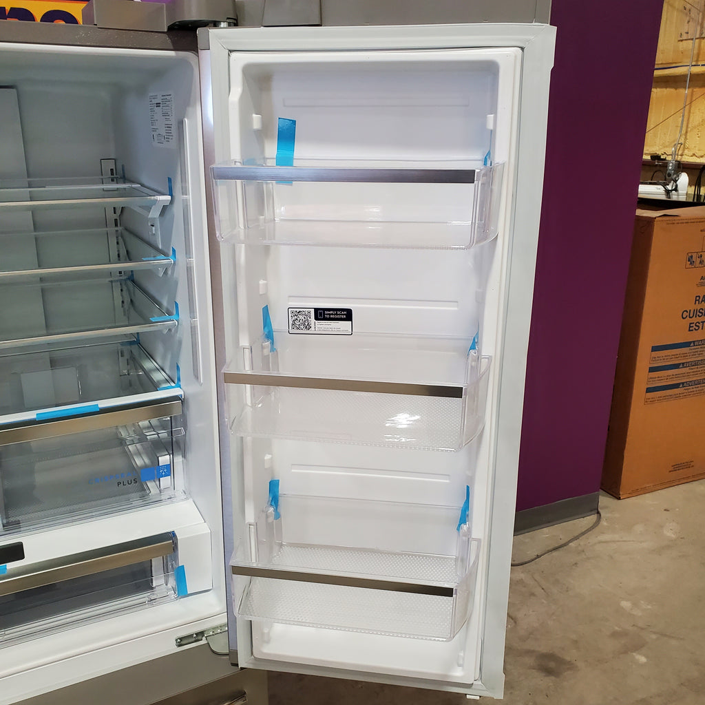 Frigidaire 27.8-cu ft ENERGY STAR French Door Refrigerator with Dual Ice Maker in Fingerprint Resistant Stainless Steel - 3SD764 - GRFS2853AF - Scratch & Dent (Minor)