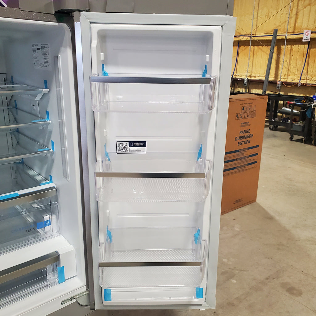 Frigidaire 27.8-cu ft ENERGY STAR French Door Refrigerator with Dual Ice Maker in Fingerprint Resistant Stainless Steel 3SD867 - GRFS2853AF - Scratch & Dent (Minor)