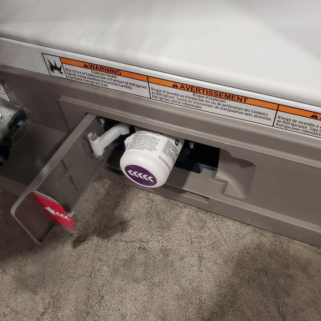 Pictures of Maytag 25 cu. ft. Side by Side Refrigerator with Exterior Ice and Water Dispenser in Fingerprint Resistant Stainless Steel MSS25C4MGZ - Scratch & Dent (Moderate) - Neu Appliance Outlet - Discount Appliance Outlet in Austin, Tx