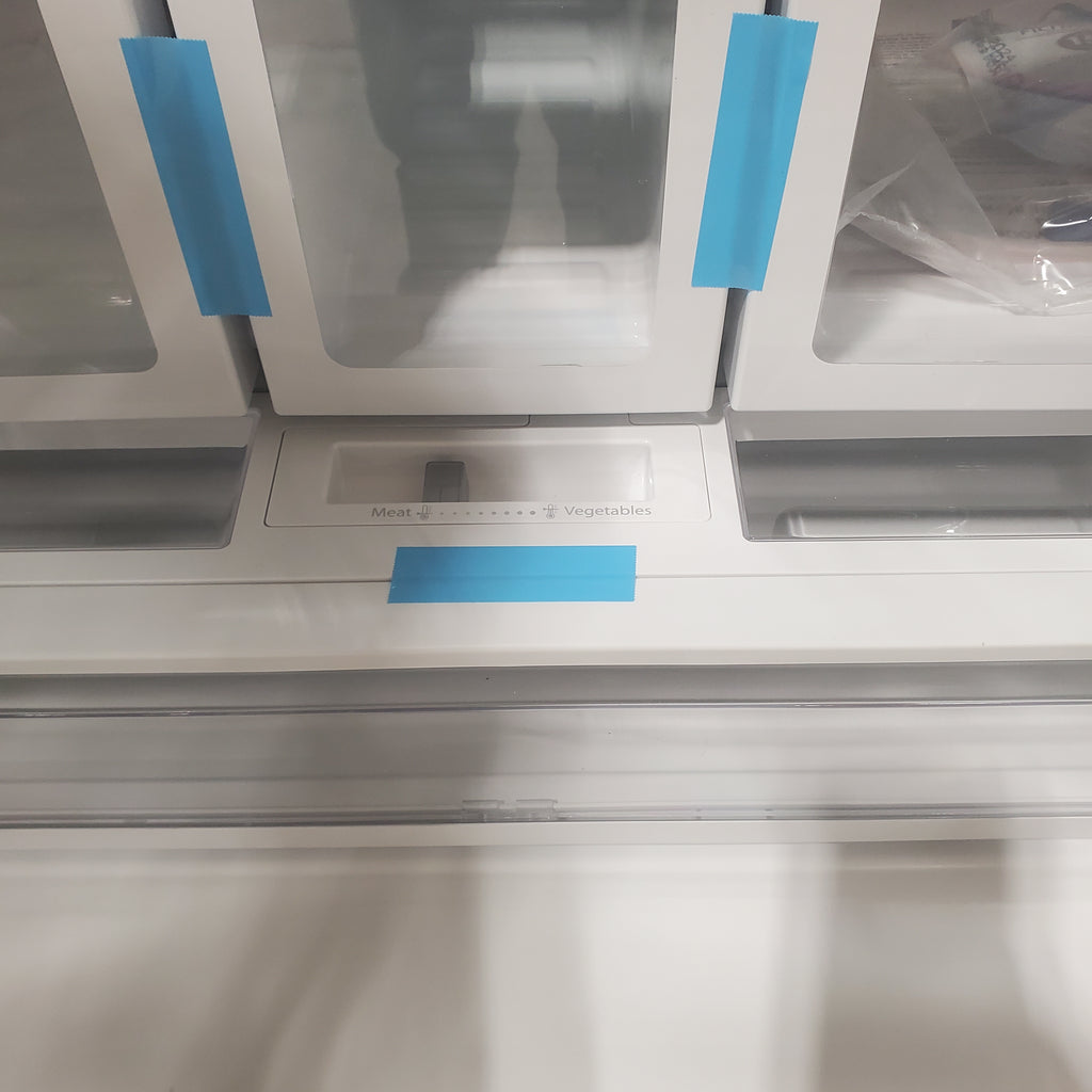 Pictures of Whirlpool 26.8-cu ft French Door Refrigerator with Ice Maker (Fingerprint Resistant Stainless Steel) ENERGY STAR-WRF757SDHZ-Scratch and Dent (Minor) - Neu Appliance Outlet - Discount Appliance Outlet in Austin, Tx