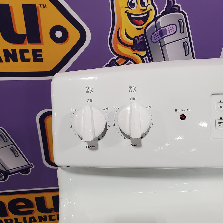 GE 5.0 cu. ft. Freestanding 4 Heating Element Electric Range with Dual Element Baking in White 25CR195 - JB256DMWW - Scratch & Dent - Minor