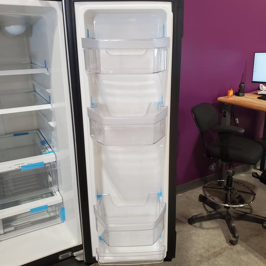 Pictures of GE® ENERGY STAR® 30" Wide 20.8 Cu. Ft. French-Door Refrigerator with Icemaker and Advanced Water Filtration GNE21FYKFS - Scratch & Dent (Minor) - Neu Appliance Outlet - Discount Appliance Outlet in Austin, Tx