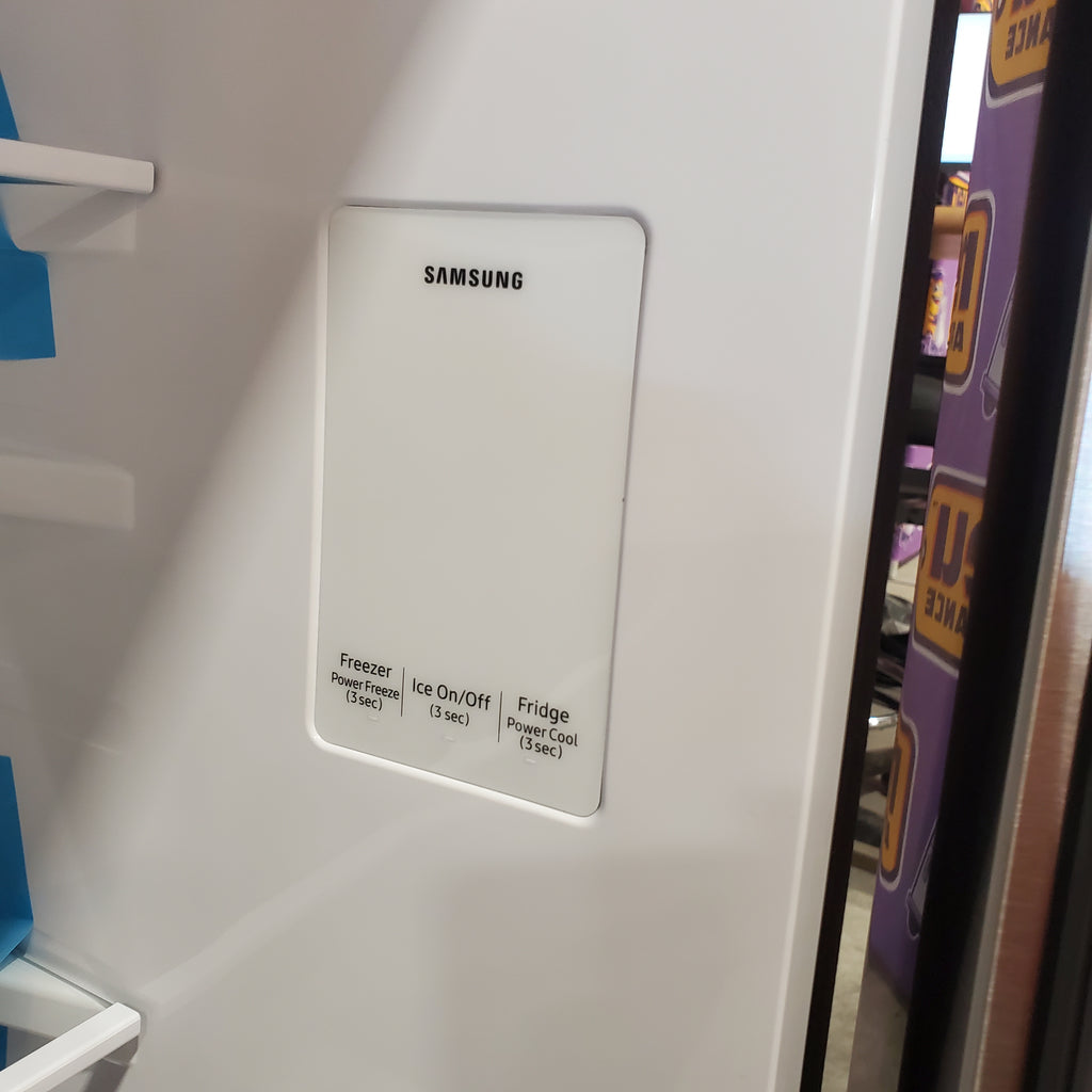 Pictures of Samsung 18 cu. ft. Standard Depth Top Freezer Refrigerator in Stainless Steel with All-Around Cooling RT18DG6700SR - Scratch & Dent (Minor) - Neu Appliance Outlet - Discount Appliance Outlet in Austin, Tx