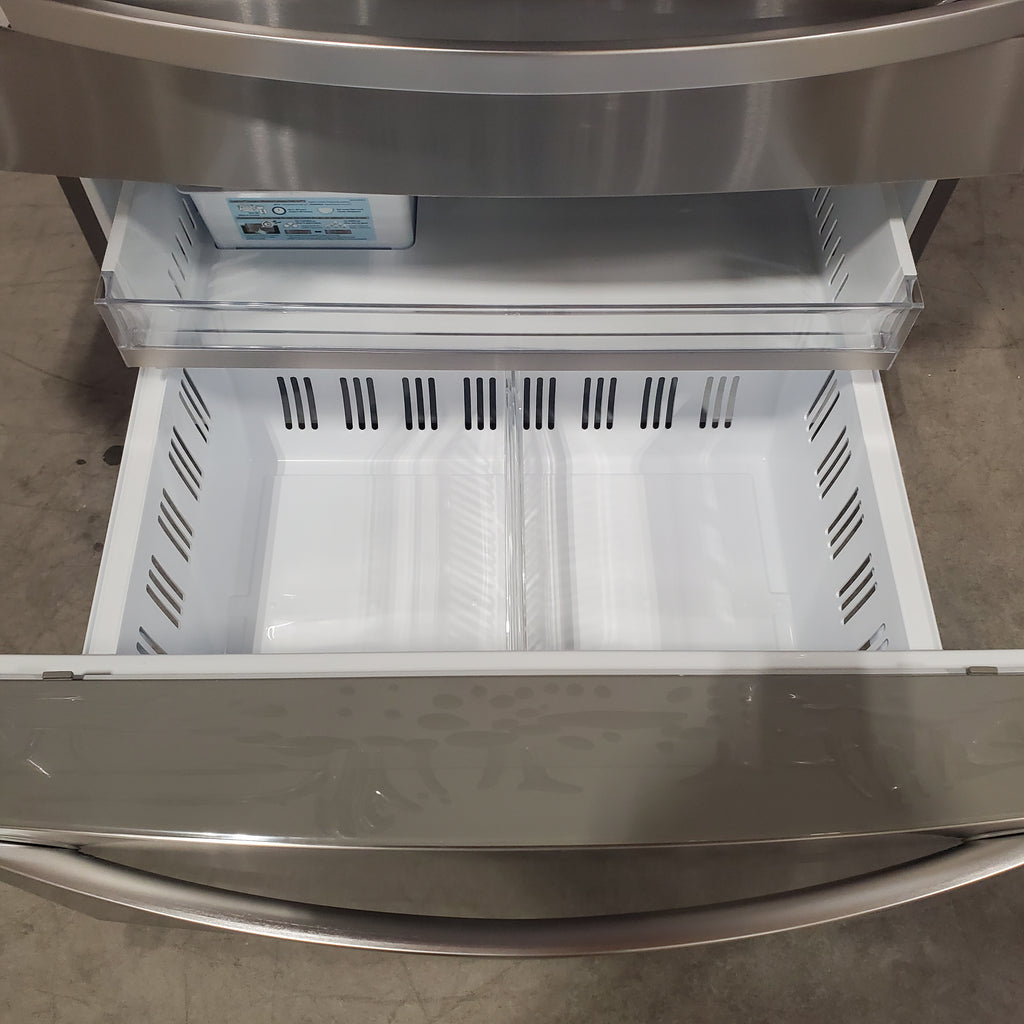LG 30 cu. ft. Smart French Door Refrigerator with Craft Ice™ & Full-Convert™ Drawer 3SD930 - LRMXS3006S - Scratch & Dent (Minor)