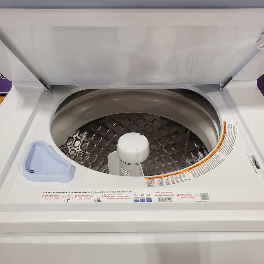 Frigidaire Electric Washer/Dryer Laundry Center - 3.9 Cu. Ft Washer and 5.5 Cu. Ft. Dryer 22SD56 - FLCE7522AW - Scratch & Dent (Minor)