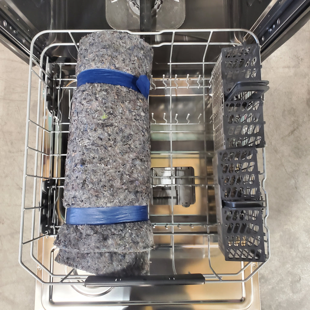 Pictures of Samsung AutoRelease Smart 39dBA Dishwasher with Linear Wash in Fingerprint Resistant Black Stainless Steel DW80R9950UG - Scratch and dent (minor) - Neu Appliance Outlet - Discount Appliance Outlet in Austin, Tx