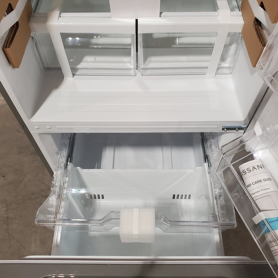 Vissani 18.7 cu. ft. Bottom Freezer Refrigerator in Stainless Steel 251312SD987 - MDBF18SS - Scratch & Dent (Moderate)
