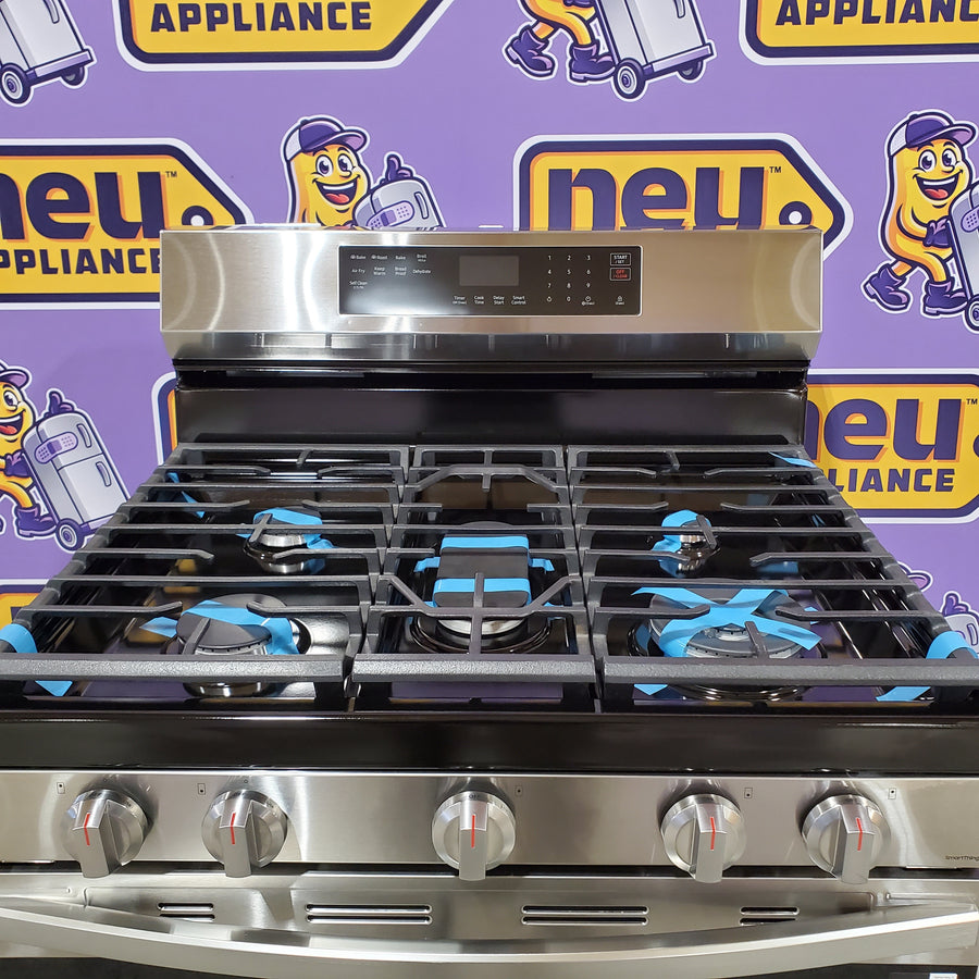 Samsung Smart Freestanding Gas 6.0 Cu. Ft. Range with No Preheat Air Fry and Convection in Stainless Steel 22131SD83 - NX60A6511SS - Open Box