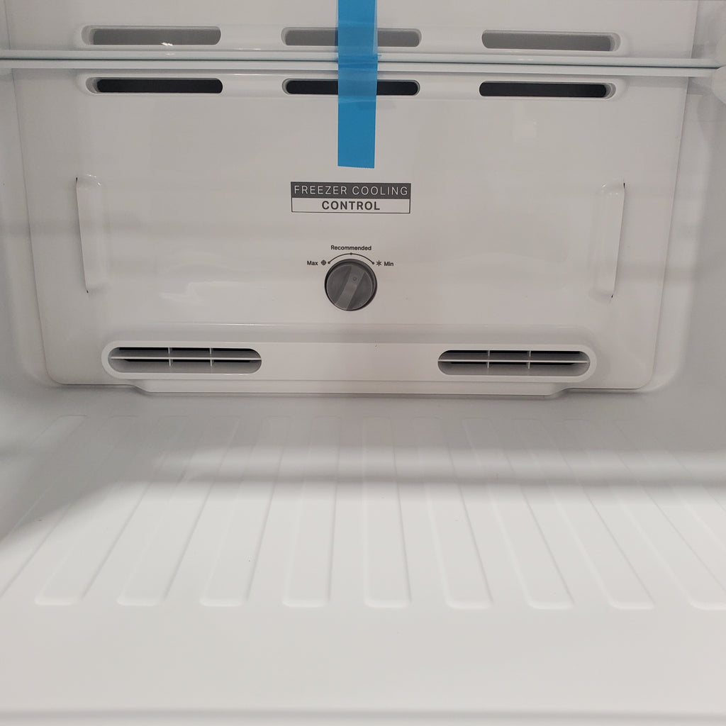 Pictures of Whirlpool 12.9 cu. ft. Top Freezer Built-In and Counter Depth Refrigerator in White-WRT313CZLW-Scratch and Dent (Minor) - Neu Appliance Outlet - Discount Appliance Outlet in Austin, Tx