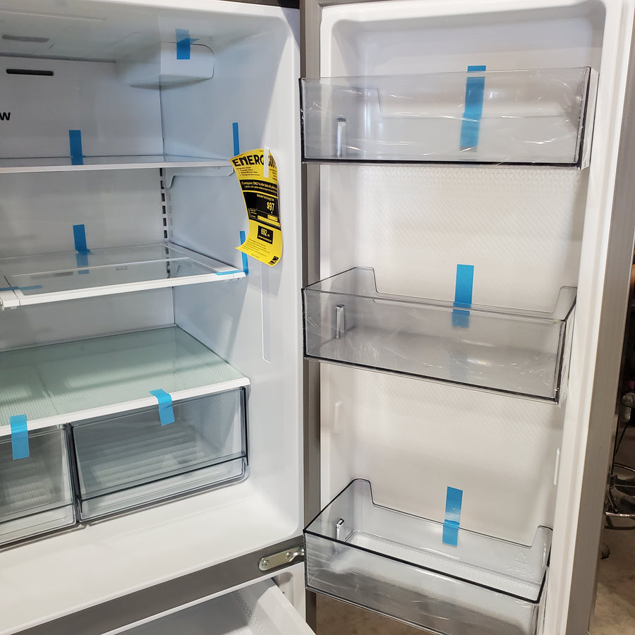 Hisense PureFlat 25.6-cu ft 4-Door Smart French Door ENERGY STAR Refrigerator in Stainless Steel with Ice Maker, Water and Ice Dispenser 22131SD103 - HRM260N6TSE - Scratch & Dent (Minor)