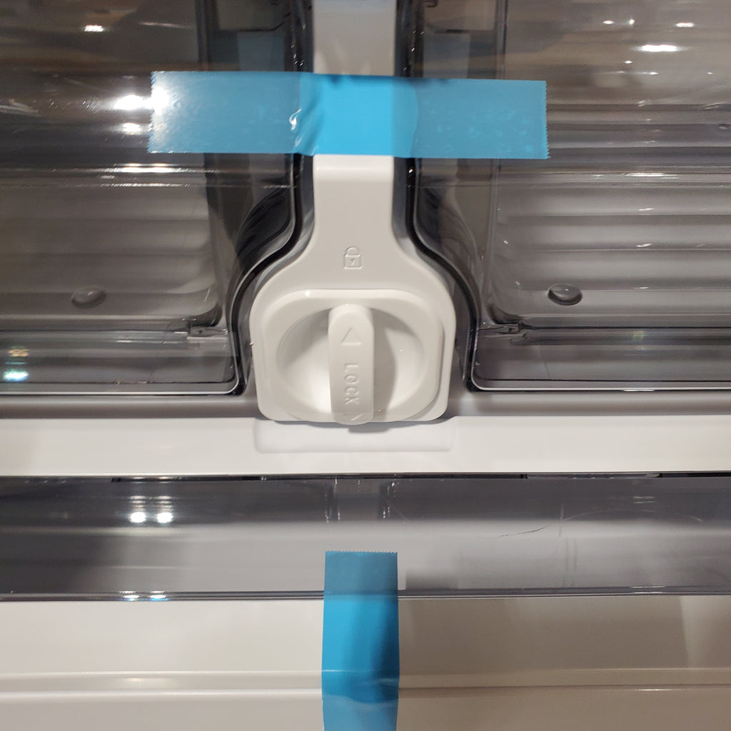 Pictures of Samsung 26 cu. ft. Counter Depth Mega Capacity 3-Door Stainless Steel French Door Refrigerator with External Water and Ice Dispenser 4SD421 - RF27CG5B10SRAA - Scratch & Dent - Minor - Neu Appliance Outlet - Discount Appliance Outlet in Austin, Tx