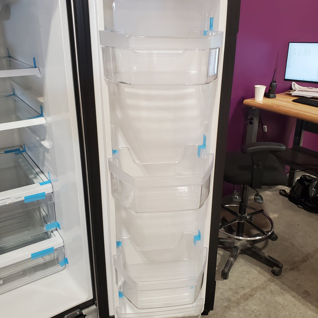 Pictures of GE® ENERGY STAR® 30" Wide 20.8 Cu. Ft. French-Door Refrigerator with Icemaker and Advanced Water Filtration GNE21FYKFS - Scratch & Dent (Minor) - Neu Appliance Outlet - Discount Appliance Outlet in Austin, Tx