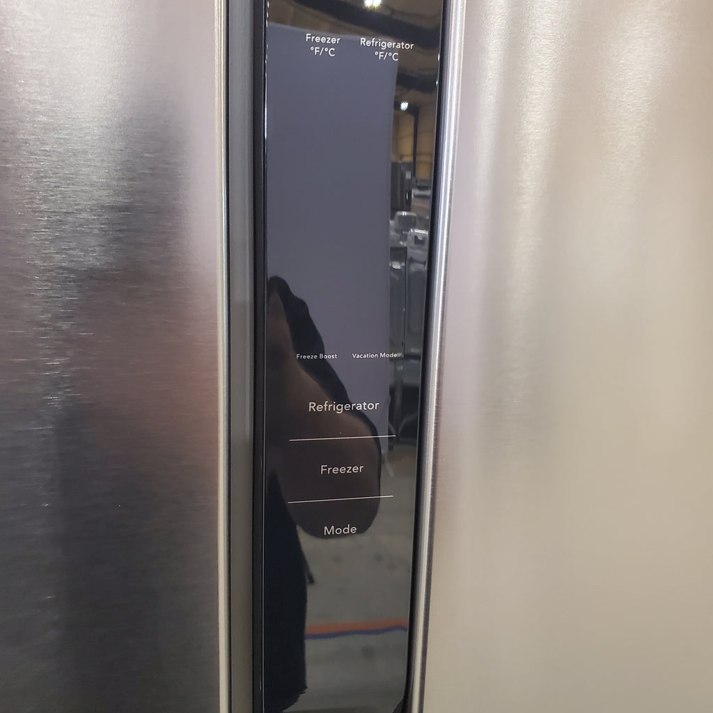 Pictures of Frigidaire 21 Cu. Ft. 36" Counter-Depth Side-by-Side Refrigerator in Fingerprint-Resistant Stainless Steel FRSG2115AV - Scratch & Dent (Minor) - Neu Appliance Outlet - Discount Appliance Outlet in Austin, Tx