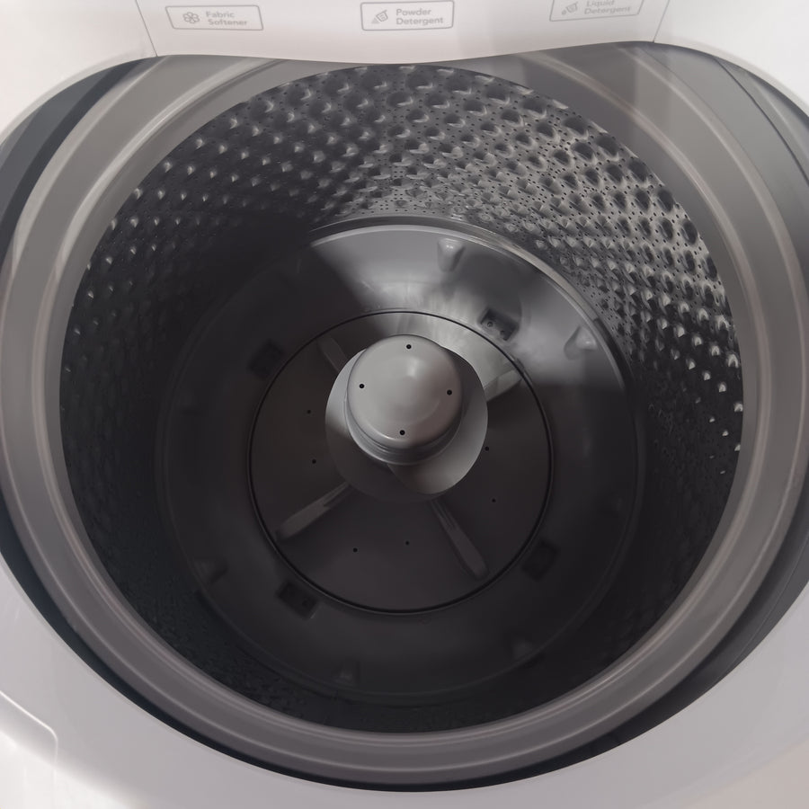 Frigidaire 4.1 Cu. Ft. Top Load Washer in White 20132SD334 - FLVW7000AW - Scratch & Dent (Moderate)