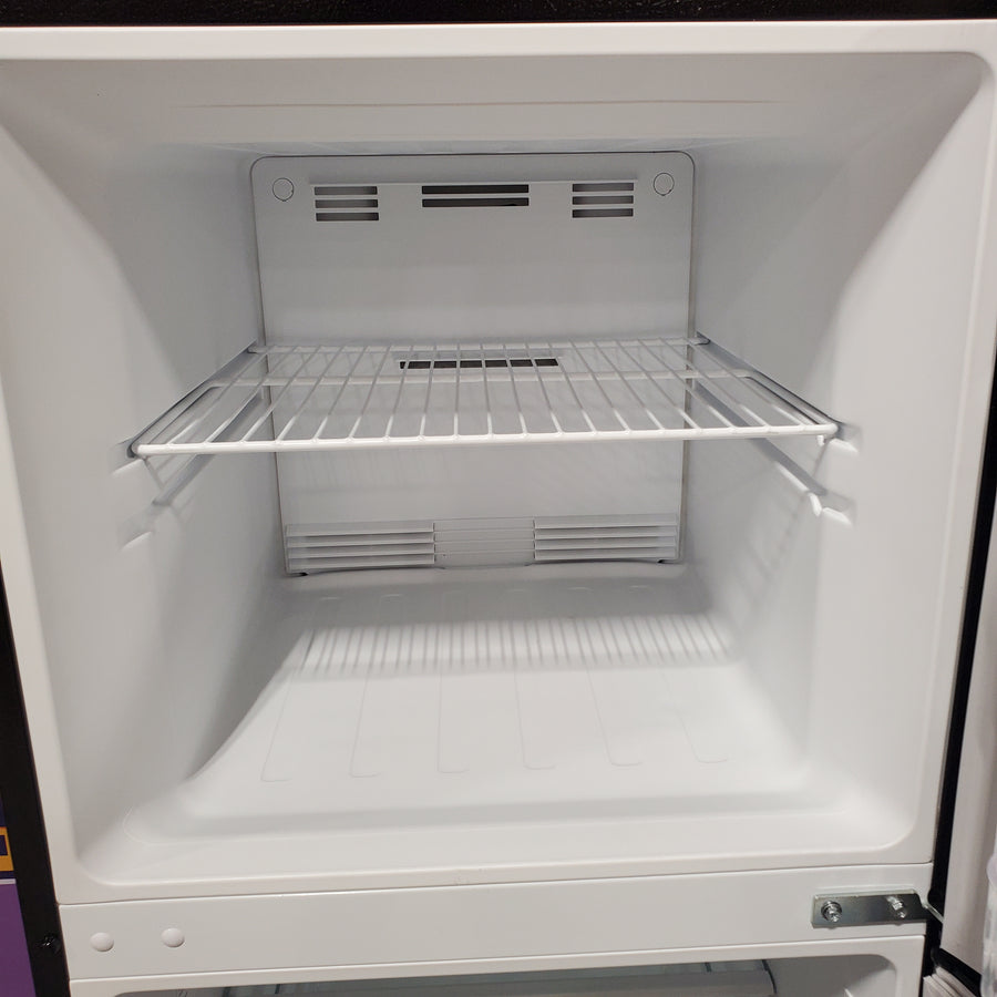 Vissani 10.1 cu. ft. Top Freezer Refrigerator in Stainless Steel 25SA158 - MDTF10SS - Scratch & Dent (Major)