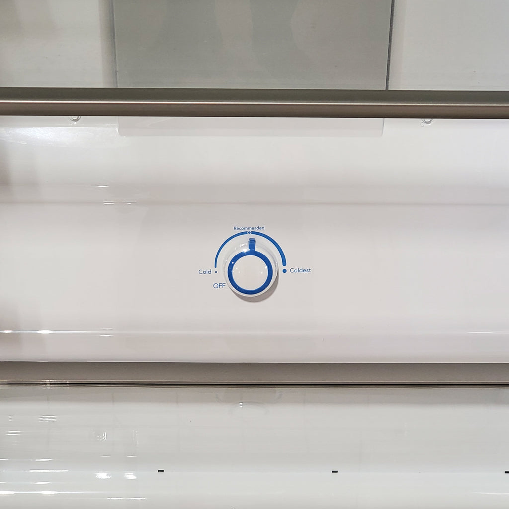 Pictures of Frigidaire 20 Cu. Ft. Energy Star Garage Ready Upright Freezer in White FFUE2022AW - Scratch & Dent (Minor) - Neu Appliance Outlet - Discount Appliance Outlet in Austin, Tx