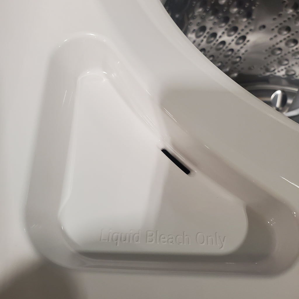 Pictures of LG 5.3 cu. ft. SMART Mega Capacity Top Load Washer in Alpine White with Agitator, Easy Unload and TurboWash3D Technology - Open Box - Neu Appliance Outlet - Discount Appliance Outlet in Austin, Tx