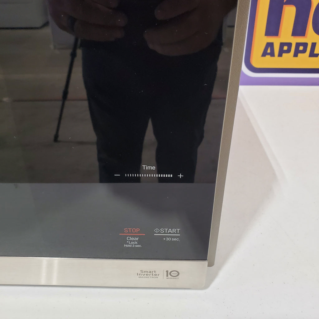 Pictures of LG 1.5 cu. ft. NeoChef™ Countertop Microwave with Smart Inverter and EasyClean® LMC1575ST - Scratch & Dent (Minor) - Neu Appliance Outlet - Discount Appliance Outlet in Austin, Tx