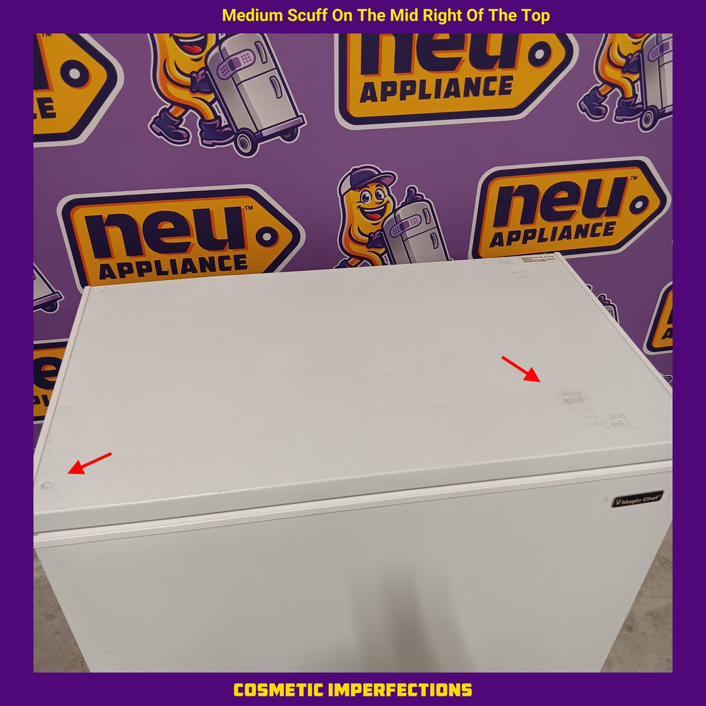 Pictures of Magic Chef 7.0 cu. ft. Chest Freezer in White with 7.0 Cu. Ft. Capacity, Manual Defrost, and Sliding-Bulk Storage Baskets HMCF7W4 - Scratch & Dent (Moderate) - Neu Appliance Outlet - Discount Appliance Outlet in Austin, Tx