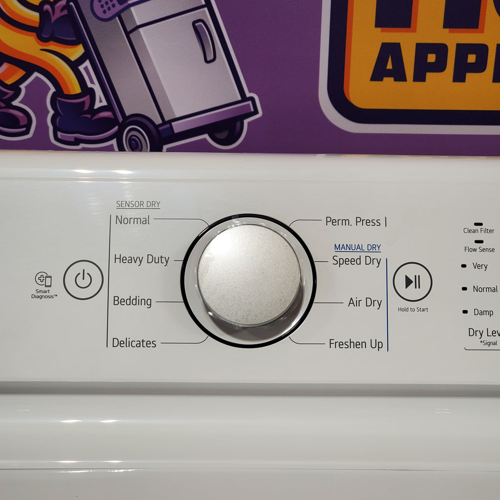 LG 7.3 cu. ft. Ultra Large Capacity Electric Dryer with Sensor Dry Technology 3SD904 - DLE7150W - Open Box