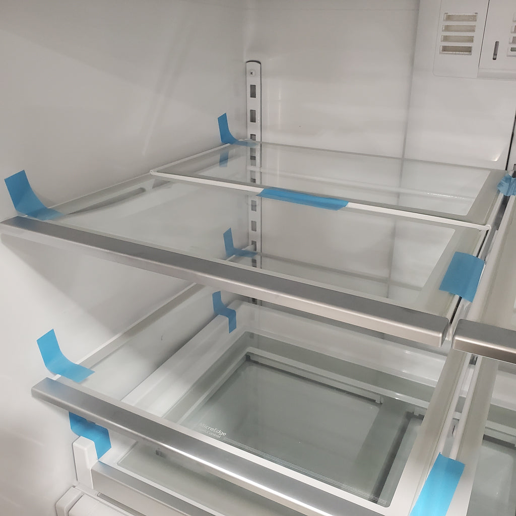 Pictures of Whirlpool 26.8-cu ft French Door Refrigerator with Ice Maker (Fingerprint Resistant Stainless Steel) ENERGY STAR-WRF757SDHZ-Scratch and Dent (Minor) - Neu Appliance Outlet - Discount Appliance Outlet in Austin, Tx