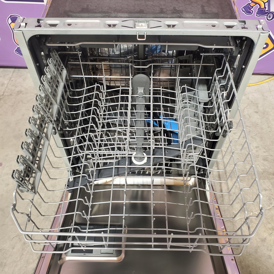 Frigidaire Stainless Steel Tub Dishwasher with Third Rack 20132SD317 - FDSH4501AS - Scratch & Dent (Minor)