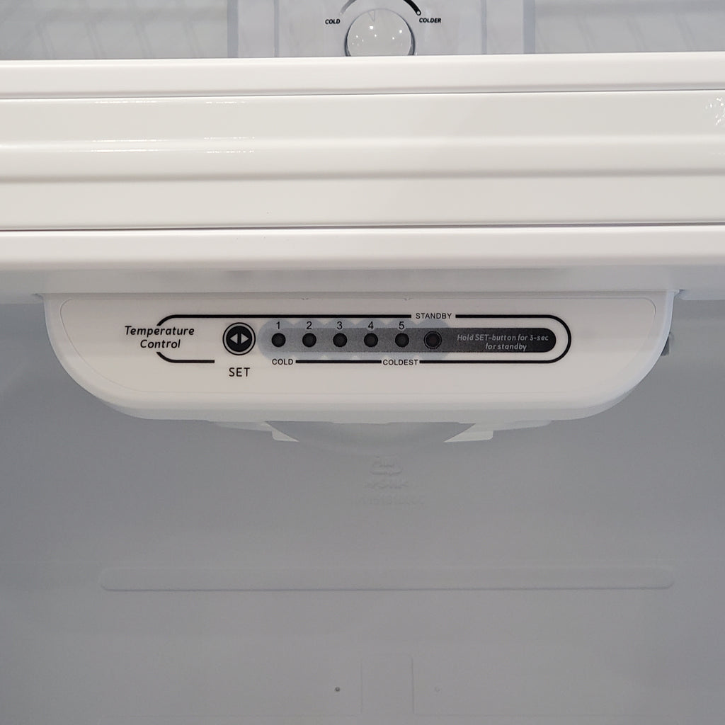 Pictures of 18 cu. ft. Top Freezer Refrigerator in White with Adjustable Temperature Controls MDTF18WHR - Scratch & Dent - Minor - Neu Appliance Outlet - Discount Appliance Outlet in Austin, Tx