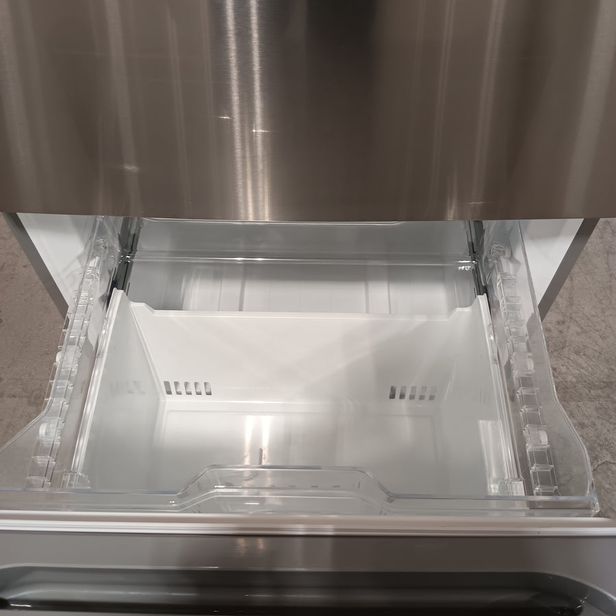 Vissani 18.7 cu. ft. Bottom Freezer Refrigerator in Stainless Steel 25136CR631 - MDBF18SS - Scratch & Dent (Moderate)