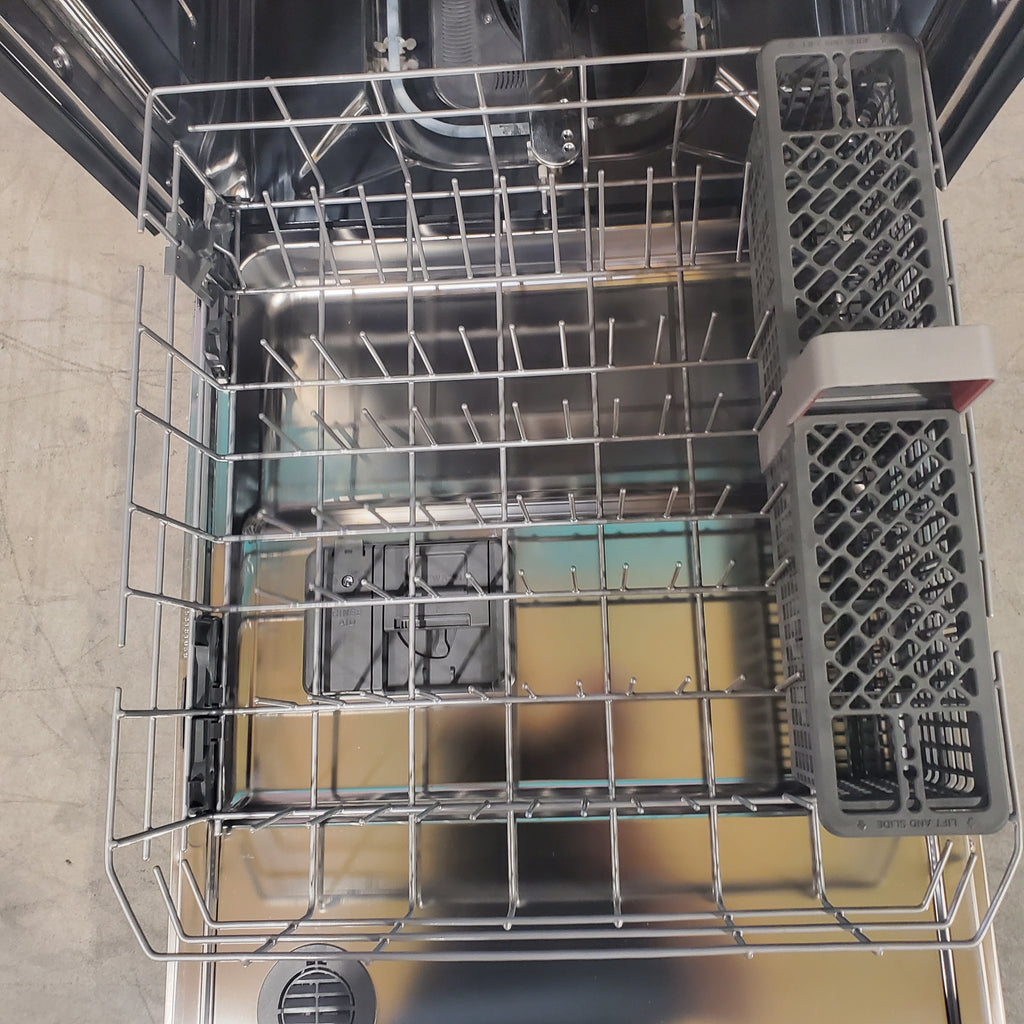 Pictures of KitchenAid 24-in Front Control Built-in Dishwasher With Third Rack ( Stainless Steel with PRINTSHIELD Finish )-KDFE204KPS-Scratch and Dent(Minor) - Neu Appliance Outlet - Discount Appliance Outlet in Austin, Tx