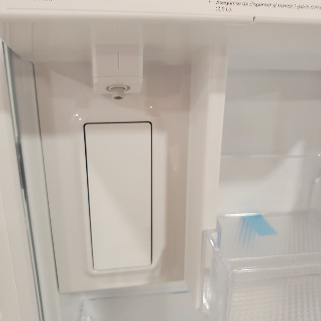 Pictures of Frigidaire 29 Cu. Ft. Standard-Depth French Door Refrigerator in Stainless Steel FRFN2813AF - 3SD426 - Scratch & Dent (Minor) - Neu Appliance Outlet - Discount Appliance Outlet in Austin, Tx