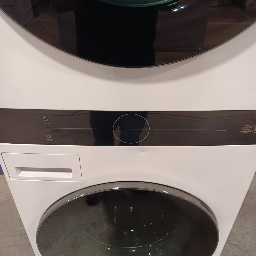 LG Single Unit LG WashTower™ with Center Control™ 5.0 cu. ft. Front Load Washer and 7.8 cu. ft. Electric Ventless Heat Pump Dryer 30133SD116 - WKHC252HWA - Scratch & Dent (Minor)