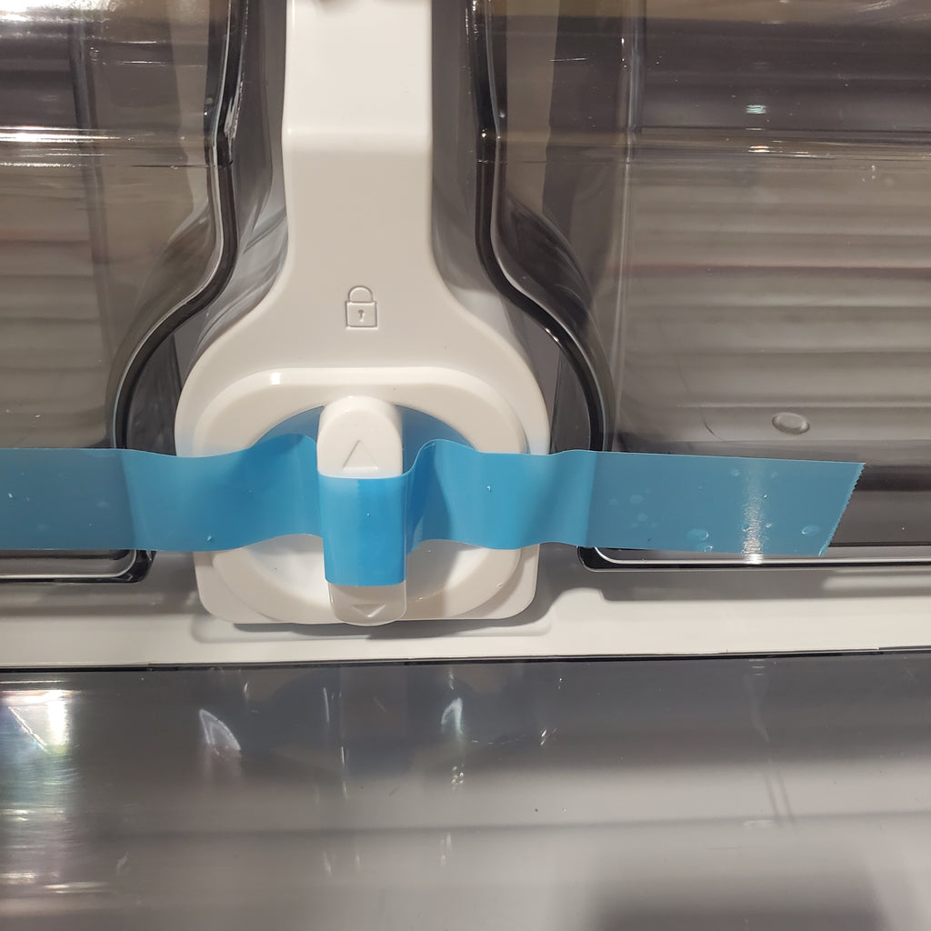 Pictures of Samsung 32 cu. ft. Mega Capacity 3-Door French Door Refrigerator with Dual Auto Ice Maker in Stainless Steel RF32CG5300SR - Scratch and Dent (Minor) - Neu Appliance Outlet - Discount Appliance Outlet in Austin, Tx