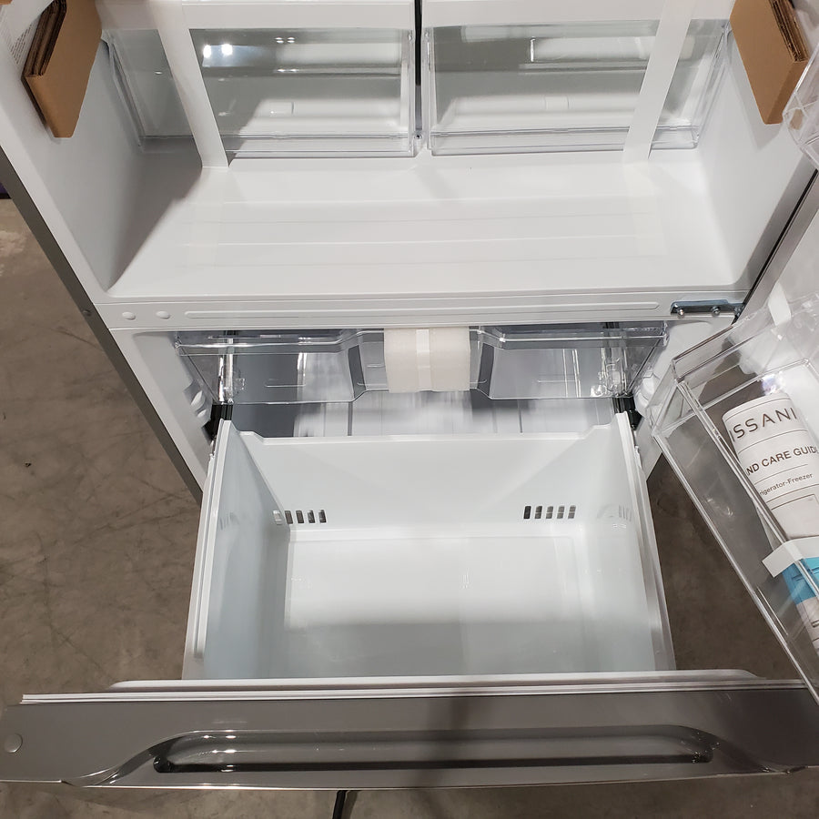 Vissani 18.7 cu. ft. Bottom Freezer Refrigerator in Stainless Steel 251312SD987 - MDBF18SS - Scratch & Dent (Moderate)
