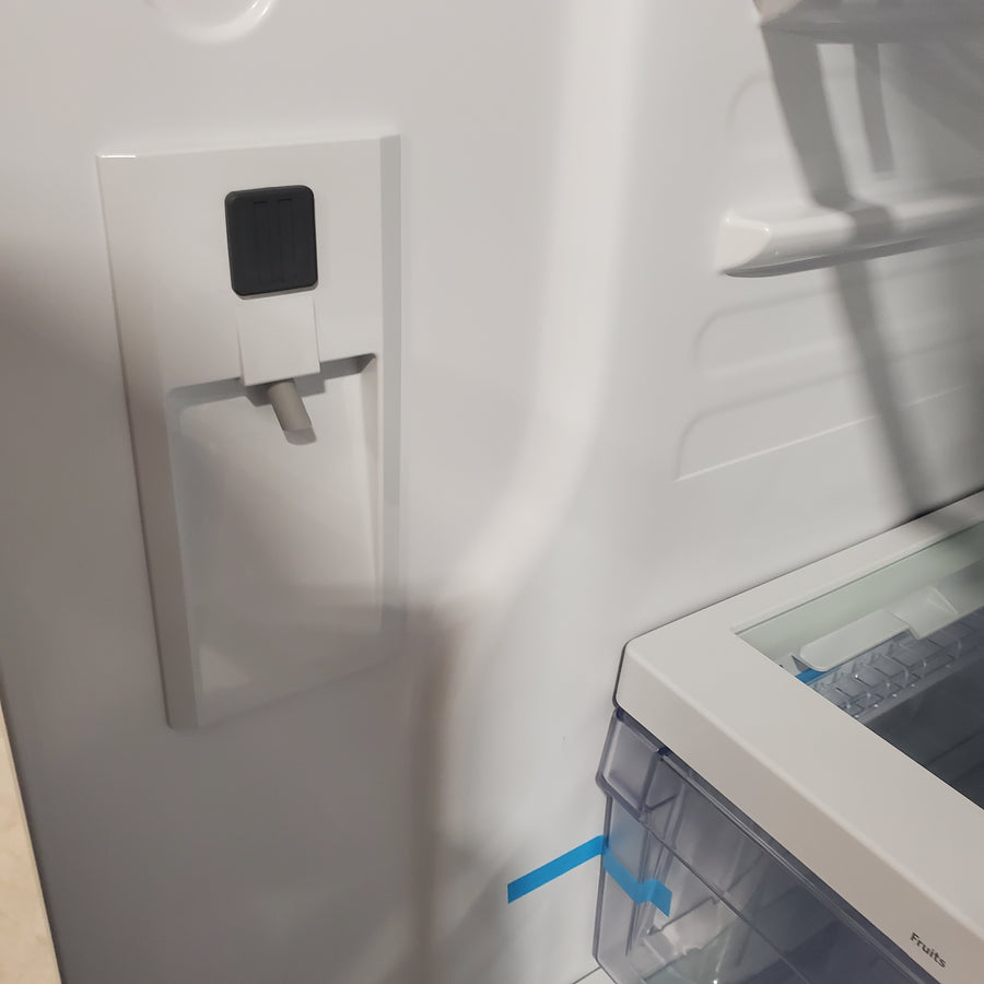 GE® ENERGY STAR® 24.7 Cu. Ft. French-Door Refrigerator 22SD047 - GNE25JSKSS - Open Box