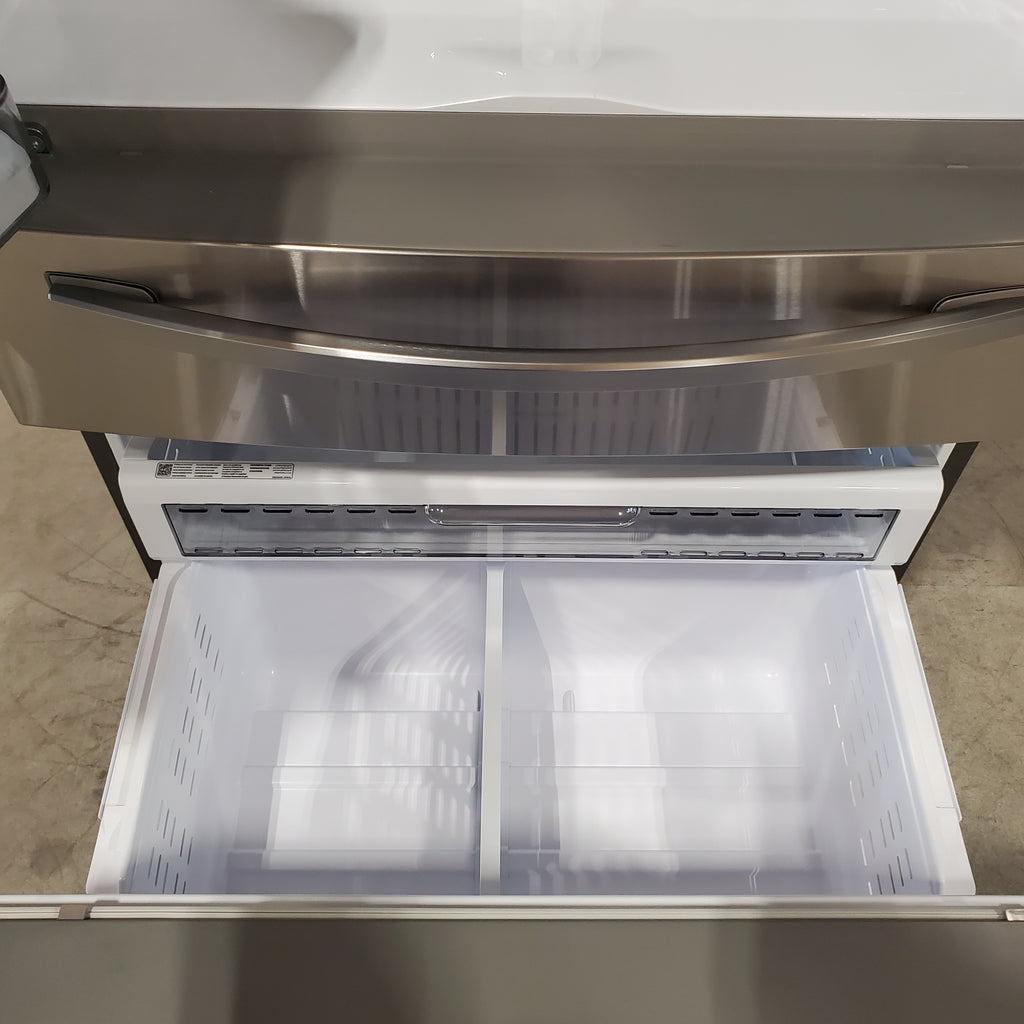 Pictures of Samsung 28 cu. ft. 4-Door French Door Refrigerator with FlexZone™ Drawer in Stainless Steel RF28R7201SR - Open Box - Neu Appliance Outlet - Discount Appliance Outlet in Austin, Tx