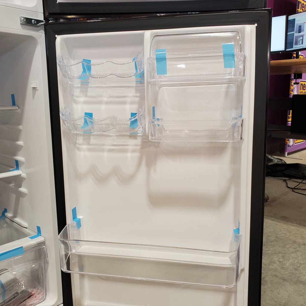 Pictures of Magic Chef 10.1 cu. ft. Top Freezer Refrigerator in Black HMDR1000BE - Scratch & Dent (Moderate) - Neu Appliance Outlet - Discount Appliance Outlet in Austin, Tx
