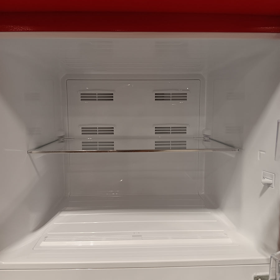 Unique Classic Retro 23.8 in. 11 cu. ft. Frost Free Top Freezer Refrigerator in Candy Apple Red, Energy Star 25CR226 - UNQ-310L-R-TM - Scratch & Dent (Minor)