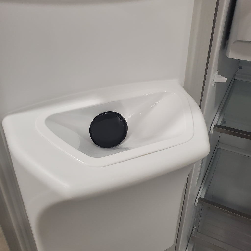 Pictures of Smudge Proof Stainless Steel ENERGY STAR Frigidaire Gallery 25.6 cu. ft. Side by Side Refrigerator with Exterior Water and Ice Dispenser - Scratch & Dent - (Minor) - Neu Appliance Outlet - Discount Appliance Outlet in Austin, Tx