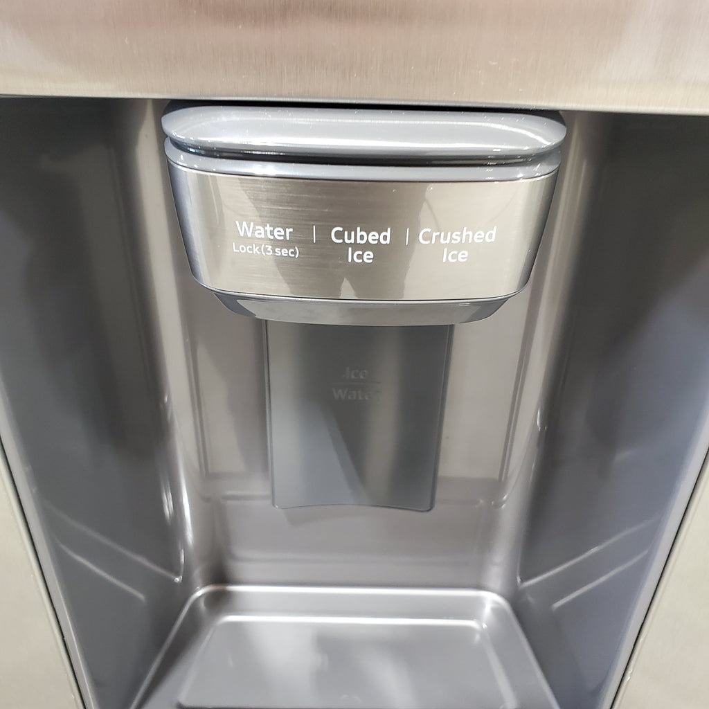 Pictures of Samsung 27.4-cu ft Side-by-Side Refrigerator with Ice Maker (Fingerprint Resistant Stainless Steel) RS27T5200SR - Scratch & Dent - (Minor) - Neu Appliance Outlet - Discount Appliance Outlet in Austin, Tx