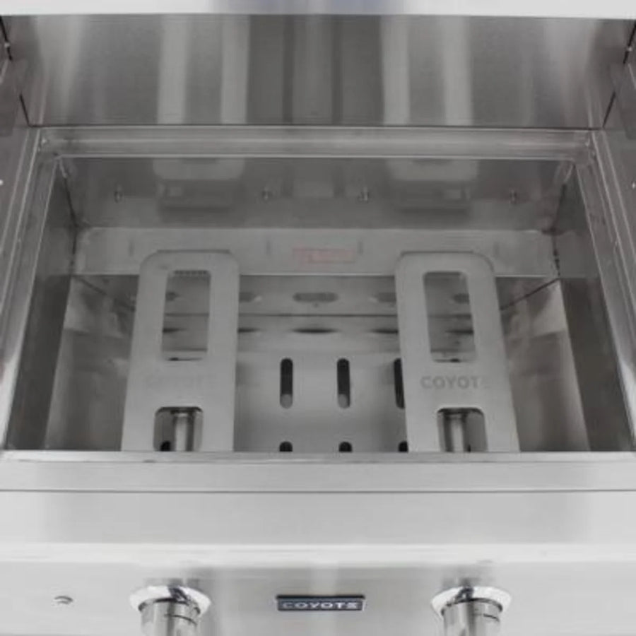 Coyote 28 Inch Built-in Gas Grill with Infinity Burners, Warming Rack, Heat Control Grids, 40,000 Total BTU, Interior Hood Lights, 640 sq. in. Cooking Area and Stainless Steel Grates C1C28LP - Scratch & Dent (Minor)